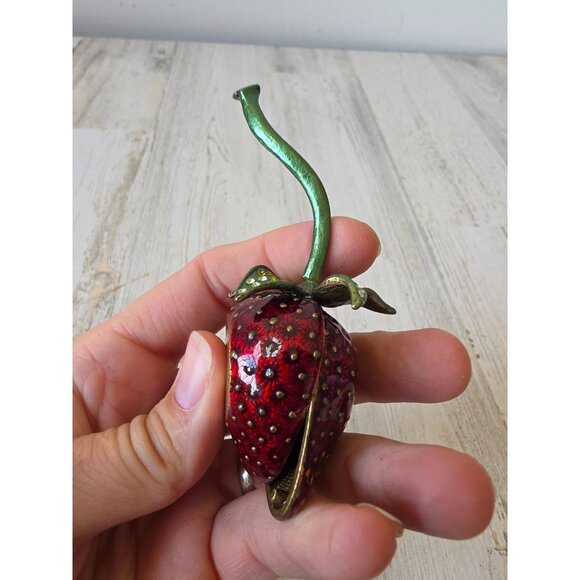 Sweet romance raspberry box trinket glitter rhinestone realistic lifelike - Picture 7 of 8